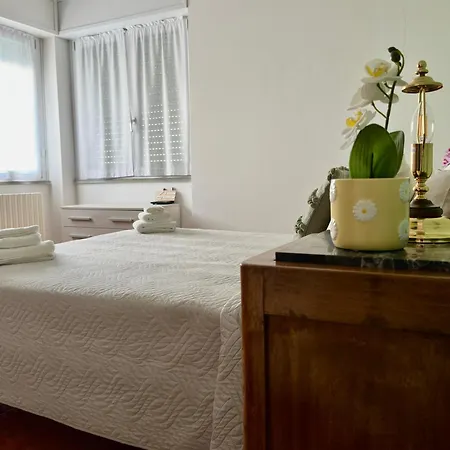 Casa Rosa - *
